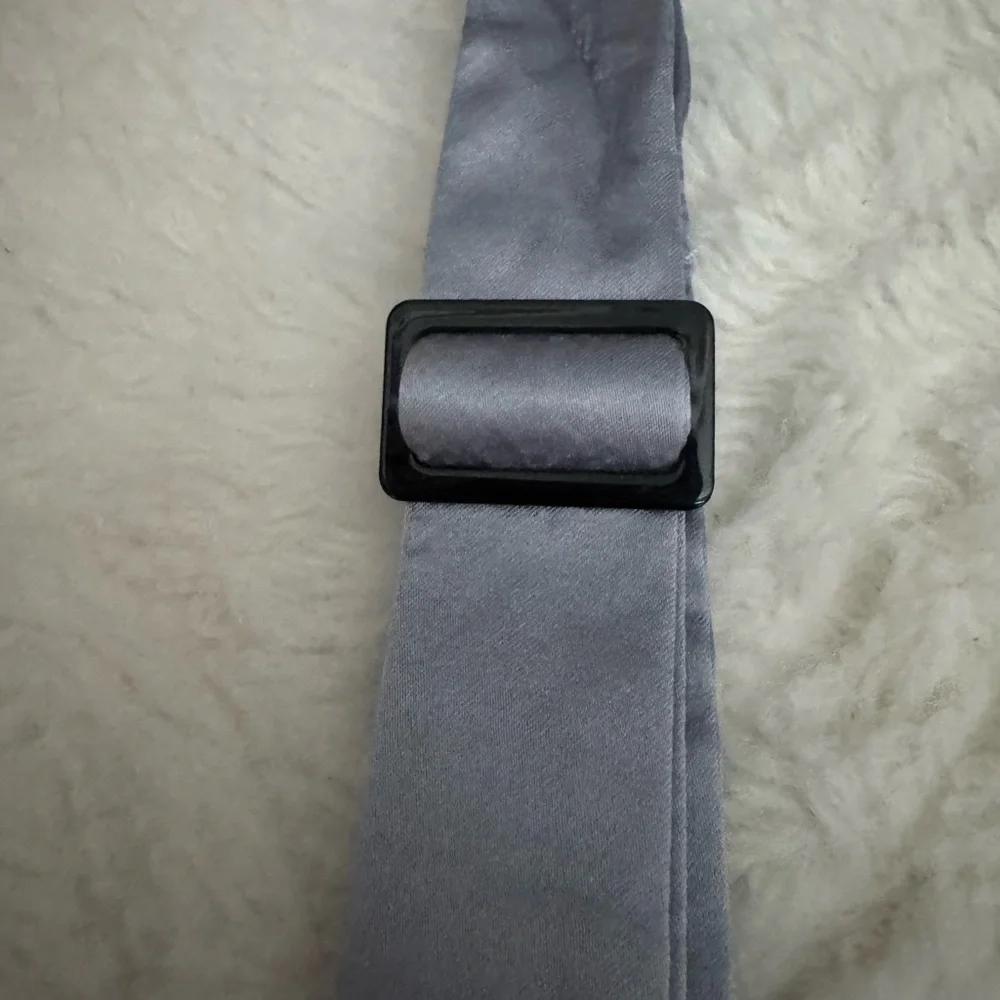 Pronto Uomo Silver Silk Bow Tie